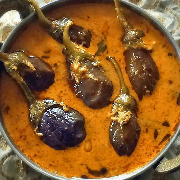 brinjal curry in tamarind sauce
